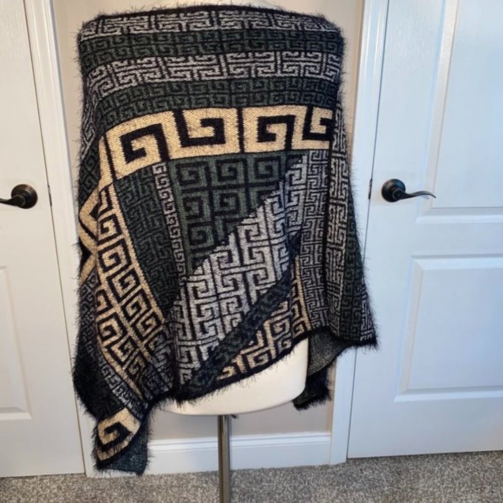 - Poncho cape sweater incredibly soft tribal EUC